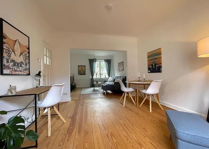 Modern Und Ruhig In Apartman